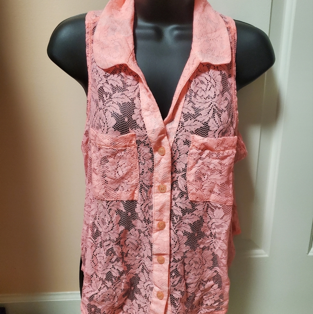 Love Rocks Lace Sleeveless Top